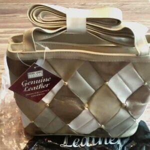 Purse Park Lane Genuine Leather Diamond Lattice Handbag Long Strap 9" H x 10" W